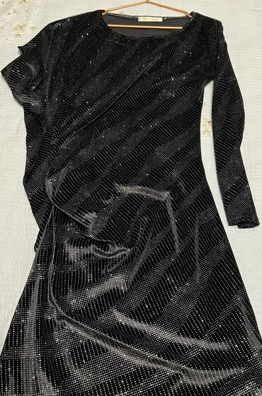 Вечерние платья: Вечернее платье, Короткая модель, С рукавами, Стразы, 2XL (EU 44)