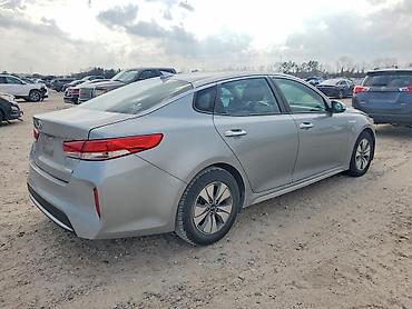 baki crossover: Kia optima 2 hibrid zədəsiz vuruqsuz . 22 -26 iyun aralığında — 3