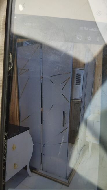 Duş poddonları: Duş kabinləri üçün qəliblər təklif olunur. Bu qəliblər müxtəlif — 6