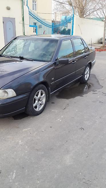 benzinli velosipet: Volvo S70: 2 l | 1998 il 134000 km Sedan — 2