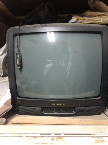 Телевизоры: Продам советские телевизоры все рабочие трое за 4000отдам