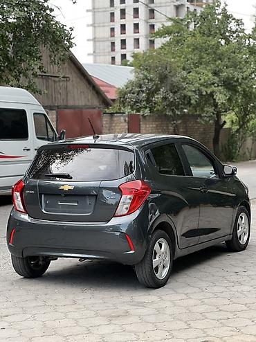 дверь спарк: Chevrolet Spark: 2017 г., 1 л, Автомат, Бензин, Хэтчбэк — 10