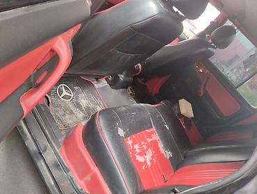 vaz 2107 qiymeti: GAZ Volga 3110, qara rəng, sedan kuzov. Xüsusiyyətlər: - Klassik xrom — 8