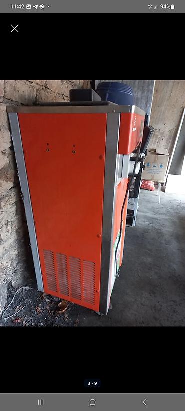 Производство мороженого: Профессиональный аппарат для мягкого мороженого BINGZHILE - Напольная — 2