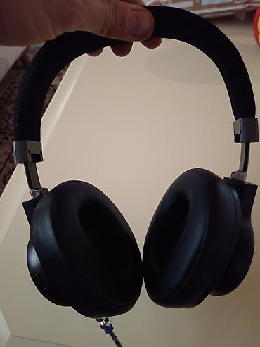 airpods бишкек бу: Б/у Беспроводные (Bluetooth) Наушники, JBL, цвет - Черный — 2