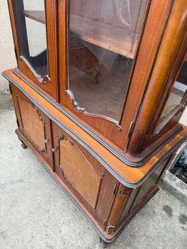 Stilske vitrine: Stilska vitrina - DUBOREZ U odličnom stanju 🪑 Kao na slikama 📸 — 14