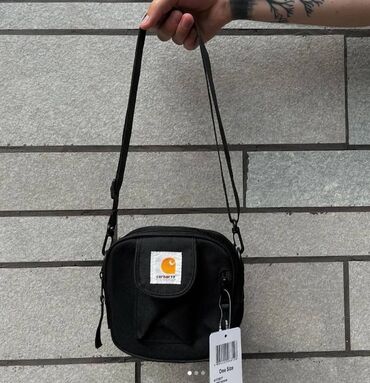 барсетку: Carhartt Wip “Essentials bag” black 

Price:700