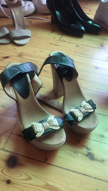 Tuflilər: Tuflilər, Skechers, Ölçü: 37, İşlənmiş — 15