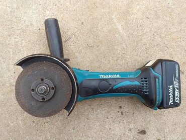 pantalone sa tregerbrenlindex: Makita aku-brusilica DGA 452  18V, 11000o/min,fi115mm sa baterijom od