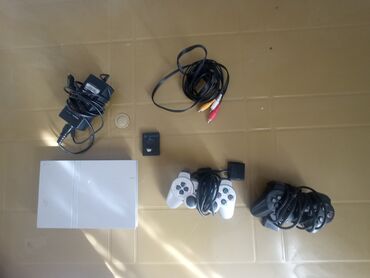 PS2 & PS1 (Sony PlayStation 2 & 1): PlayStation 2 slim -2 pult (biri cüzi problemlidir) -1av şunuru 1