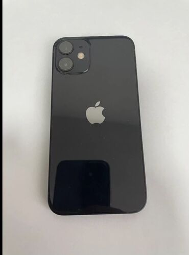 Apple iPhone: IPhone 12, 128 ГБ, Черный, Защитное стекло, Чехол, 85 %