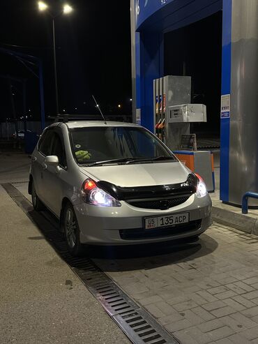 урунган машина: Honda Fit: 2003 г., 1.3 л, Вариатор, Бензин, Хетчбек