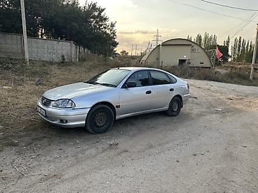 хонда степвагон 1: Toyota Avensis: 2002 г., 1.8 л, Кол менен иштөөчү, Хетчбек — 6