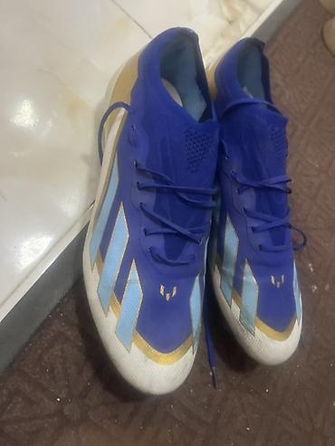 messi topu: Məhsul: Adidas Messi seriyası futbol bu­t­sı­ları - Model: Adidas — 2