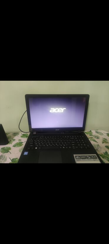 Ноутбук, Acer, 4 ГБ ОЗУ, Intel Celeron, Б/у, Для несложных задач, память HDD
