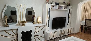 guzgu şamdan: Qonaq otağı üçün dəst – klassik-modern üslub Tərkibi: - TV stendi və — 2