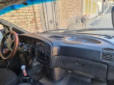 фара на одисей: Hyundai Starex: 2004 г., 2.5 л, Механика, Дизель, Минивэн — 6