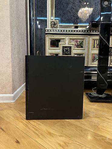 Audio: Samsung ev kinoteatrı üçün akustik sistem - Komplekt: 2 ədəd hündür — 4