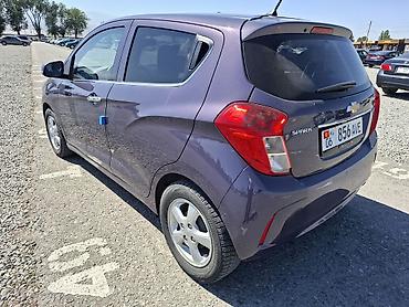 Продажа авто: Chevrolet Spark: 2016 г., 1 л, Вариатор, Бензин, Хэтчбэк — 7