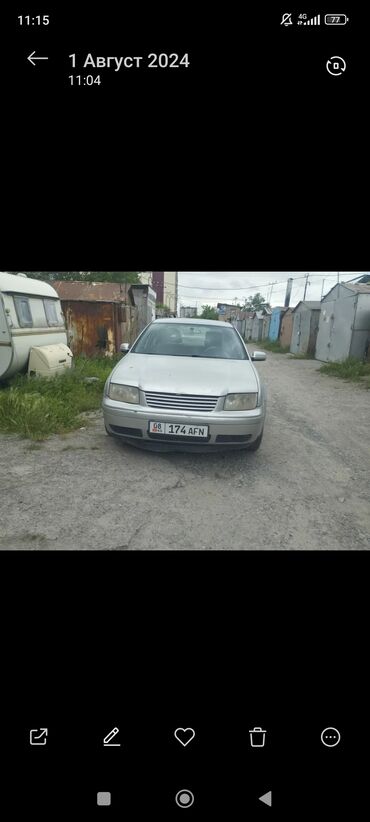 авто volkswagen: Volkswagen Bora: 2002 г., 2 л, Автомат, Бензин, Седан