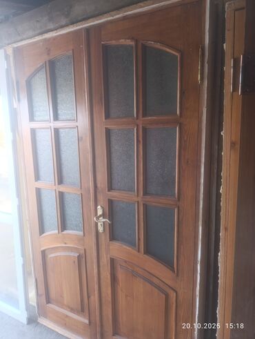 купить дверь бу входную: Ички эшик айнек менен, Жыгач, Эки капкалуу, Россия, 210 * x 130 см, Колдонулган