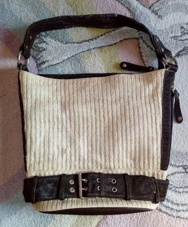 torbe po e: Veca platnena braon-bez torba u dobrom stanju. Sada je na akciji