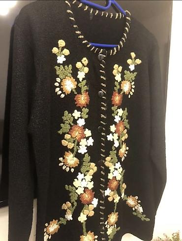 Kişi geyimləri: Yuqoslaviya istehsalı,XL-52-54 razmer,qara yun jaket. Demək olar heç — 2