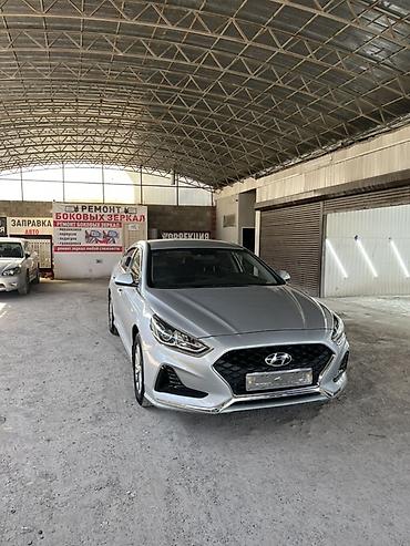 Hyundai Sonata: 2019 г., 2 л, Автомат, Газ, Седан