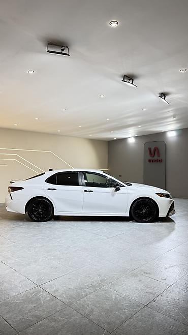 toiotta 200: Toyota Camry: 2022 г., 2.5 л, Автомат, Бензин, Седан — 2