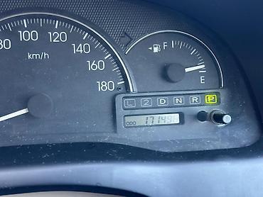 Toyota: Toyota Ipsum: 2003 г., 2.4 л, Автомат, Бензин, Минивэн — 4