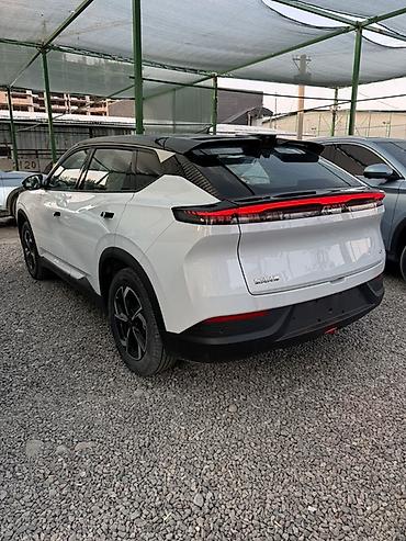 бронирование авто: Zeekr : | 2026 г. Кроссовер — 5