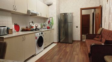 Uzunmüddətli kirayə mənzillər: Köhnə günəşli qəsəbəsi,İnqilab ismayılov küçəsi,17 mərtəbəli binanın — 4