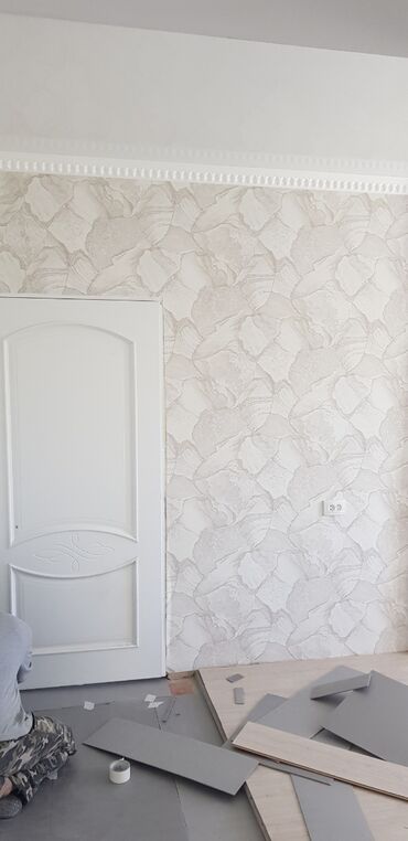 Поклейка обоев: Поклейка обоев Больше 6 лет опыта at lalafo.kg — 19 Поклейка обоев: Поклейка обоев Больше 6 лет опыта — 19