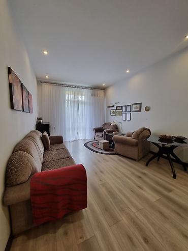 Продажа квартир: 3 комнаты, 69 м², Индивидуалка, 3 этаж, Евроремонт — 1