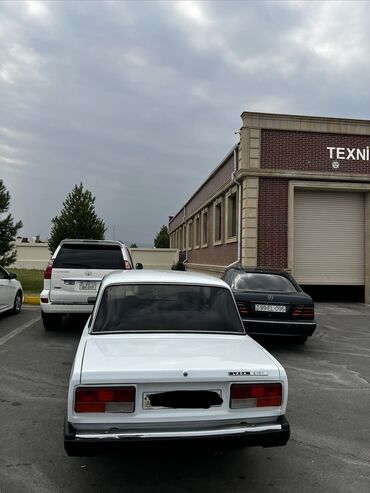 VAZ (LADA): VAZ (LADA) 2107: 1.6 l | 2003 il 69818 km Sedan — 4