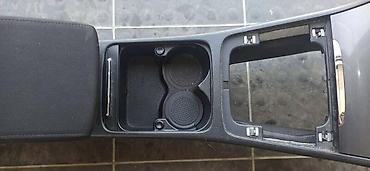 NASLON ZA RUKU ZA VOLKSWAGEN PASSAT B6 | Naslon za ruku za Passat na lalafo.rs — 2 NASLON ZA RUKU ZA VOLKSWAGEN PASSAT B6 | Naslon za ruku za Passat — 2
