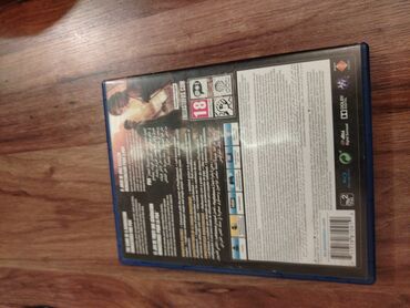 Геймпады, триггеры для телефона: Disk Ps4 The last of us remastered 40manat