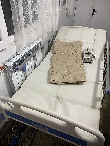 компрес: Функциональная медицинская кровать с боковыми ограждениями и матрасным — 2