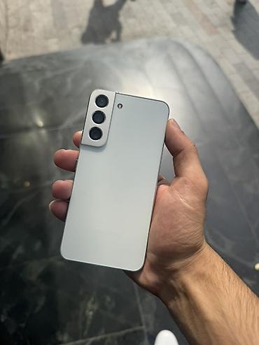 Samsung Galaxy S22, 256 GB, rəng - Ağ, Simsiz şarj