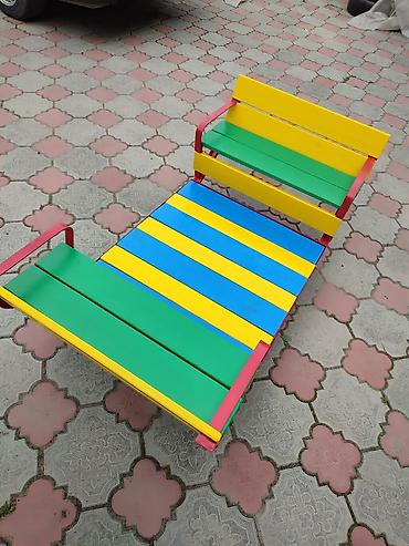 Другие игровые комплексы: Продаю качелю-качалку "Лодочка" Вместимость: от 2 до 6 детей Идеально — 6