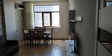 Uzunmüddətli kirayə mənzillər: Neftçilər metrosu yaxınlığında, 62 nömrəli məktəbin yanında, Yeni — 2