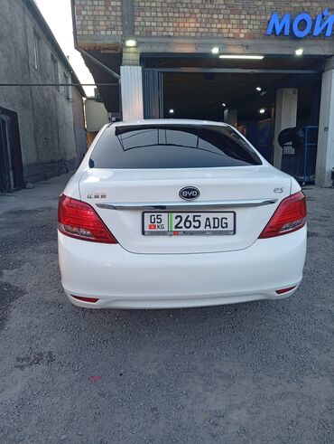 BYD: BYD : 2019 г., 0.1 л, Автомат, Электромобиль, Седан — 5