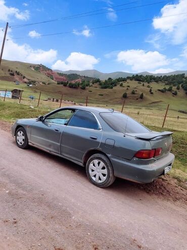 срочно в связи с переездом: Honda Integra: 1.6 л, Автомат, Бензин, Седан