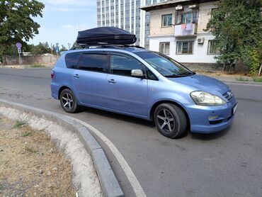 люк на камри: Toyota Avensis Verso: 2004 г., 2 л, Механика, Газ, Вэн/Минивэн