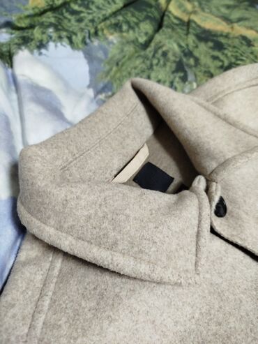 Рубашки: Продаю драповую рубашку теплая можно носить вместе демо куртки в — 7