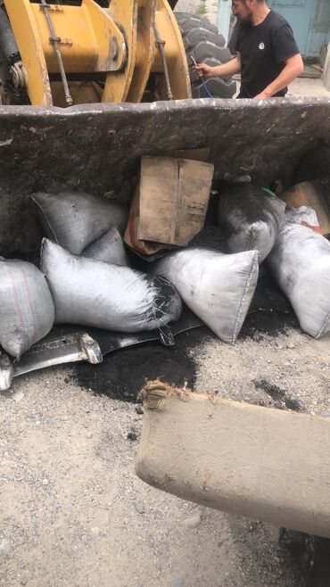 Другие стройуслуги: Демонтаж любой сложности слом времянок гаражей домов цены договорные