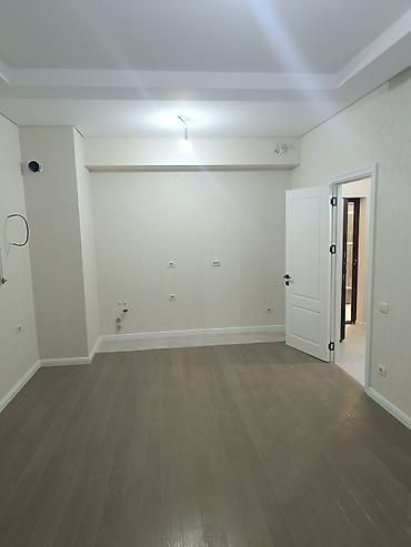 kabab evi: Yeni tikilidir. İlk dəfədir ki, evdə yaşayış olacaq. Ev əşyasız kirayə — 3