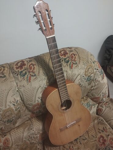 Gitare: Musical Remolino Madrid Spain gitara - Pogodna za studente i za — 11
