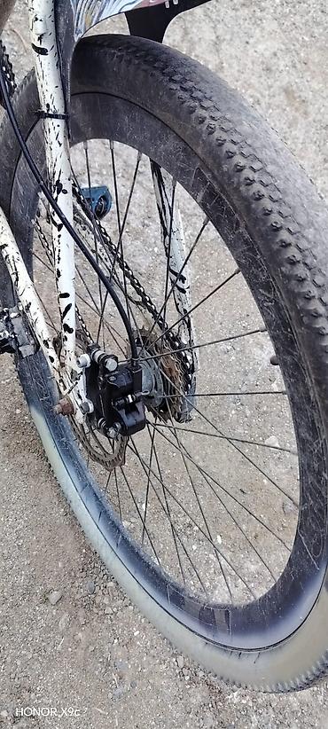 Velosipedlər: Dağ/şosse tipli velosiped – xüsusi boyalı dizayn. salam aleykum tel — 5