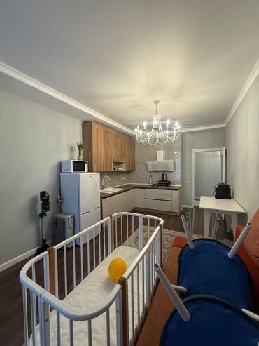 оборудование для пекарня: 2 бөлмө, Менчик ээси, Чогуу жашоосу жок, Толугу менен эмереги бар